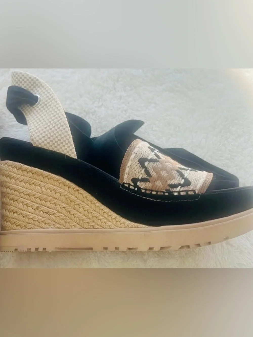 UGG Sz 9.5 Abbot Ankle Wrap Espadrille Sandals Band Tribal Embroidery NEW - Picture 8 of 16
